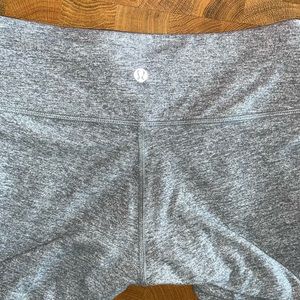 Women’s Lululemon full length gray leggings